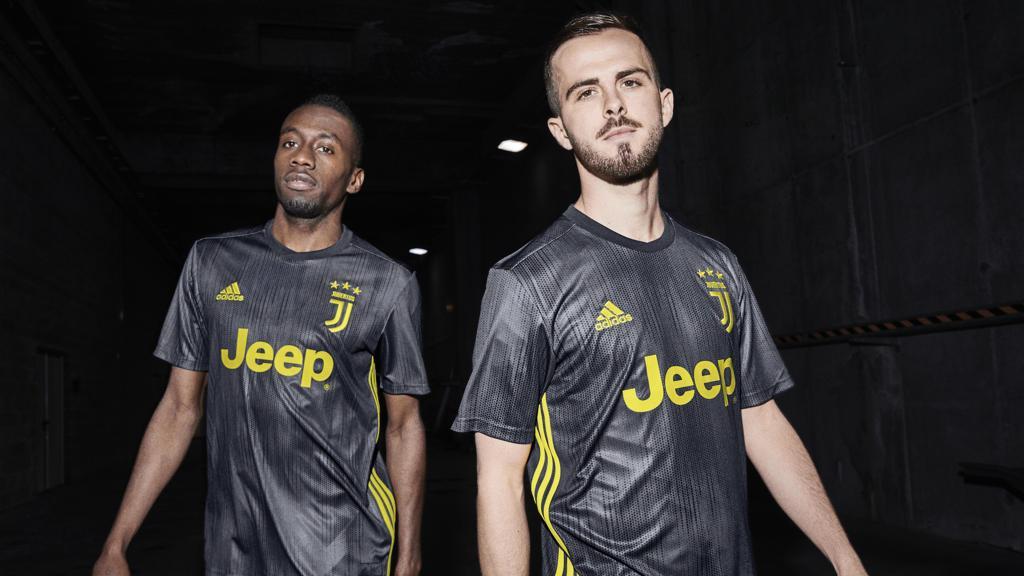 La nuova maglia della Juve 2019, realizzata in materiale riciclato